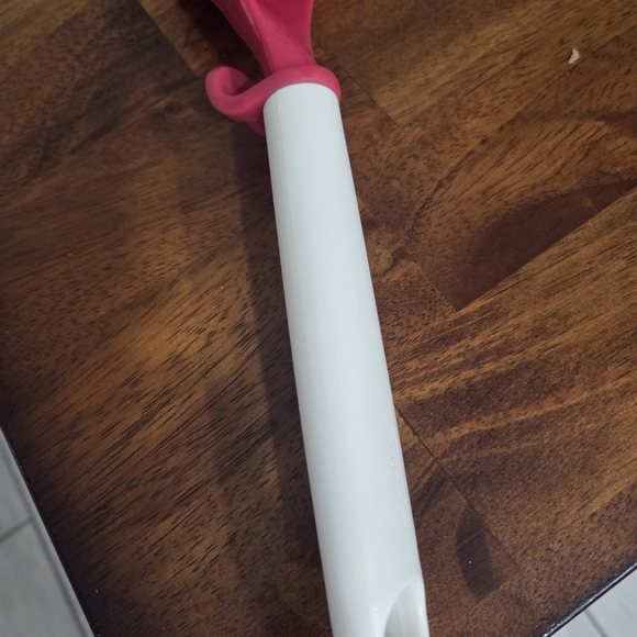 Red Kitchen Ladle - Picture 3 of 6